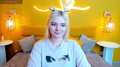 ruthbryant online show from October 11, 2:05 am