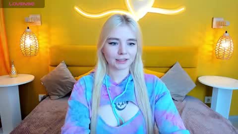 ruthbryant online show from October 12, 2:36 am