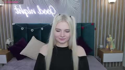 ruthbryant online show from September 12, 8:34 am