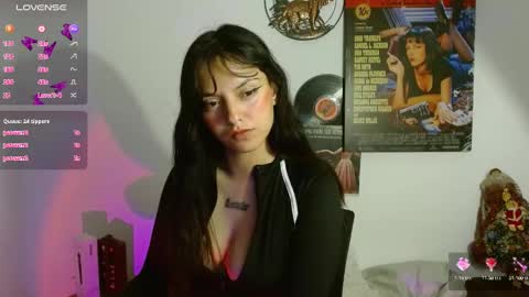 Val online show from December 4, 11:57 pm