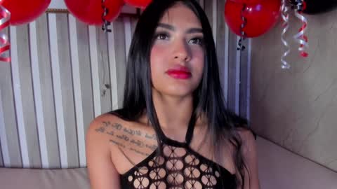 mariana  online show from February 2, 1:02 am