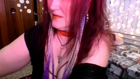 SabrinaXlovess online show from April 10, 6:25 pm