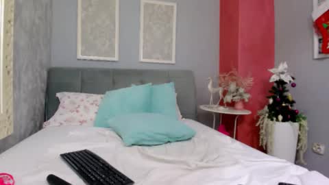 Sabrina online show from November 21, 2:08 pm