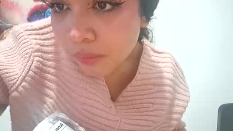 sara online show from February 1, 3:38 am