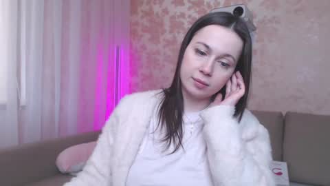 Sally online show from February 26, 7:29 am