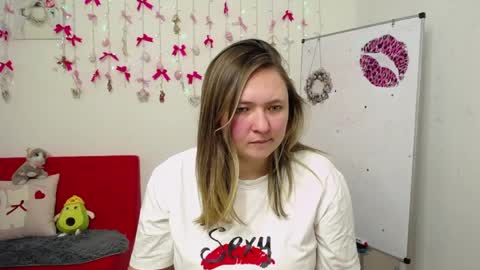 Sally online show from April 5, 6:07 pm