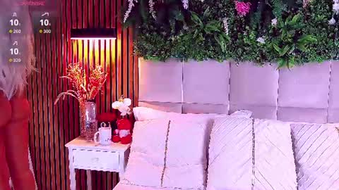 SalmaRoze online show from July 1, 6:02 am