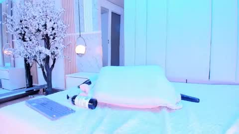  Salome benz online show from December 3, 12:02 am