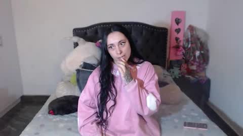 yenny online show from February 7, 7:12 am