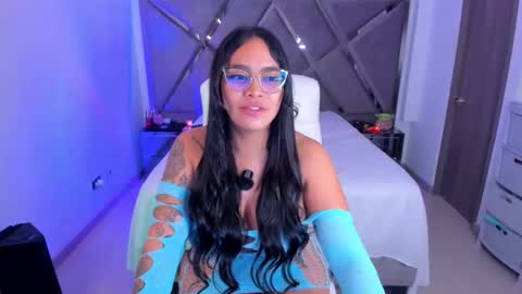 Salomme Cruz online show from March 31, 5:51 am