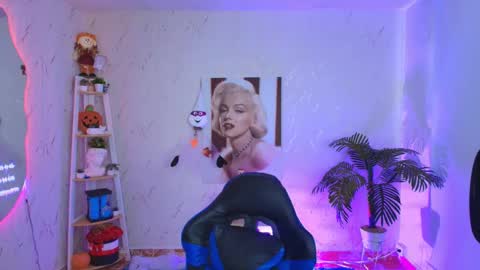 SALOME online show from November 20, 2:18 pm