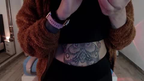 SAM MANSON online show from March 4, 12:12 pm