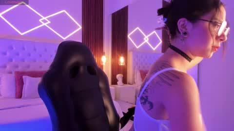 samabiecrussie online show from September 25, 11:13 pm