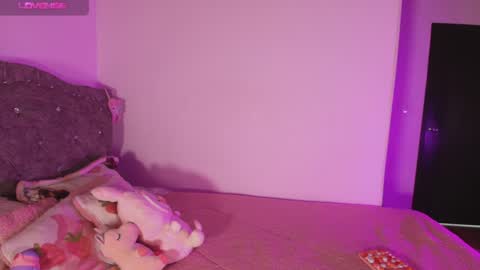 sammm 3 online show from December 4, 7:01 pm