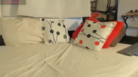 samannthaa_1 online show from February 19, 12:00 pm