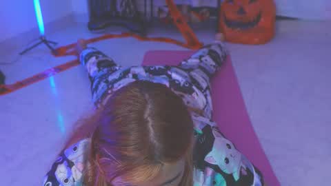 SAMANTA online show from October 18, 4:32 pm