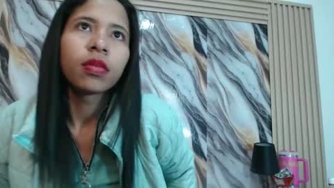 lizzy online show from October 4, 8:20 am