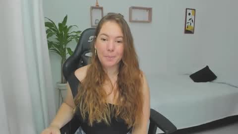 Samantha samy online show from February 22, 11:10 pm