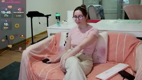 Samara From The Well online show from June 6, 2:18 am
