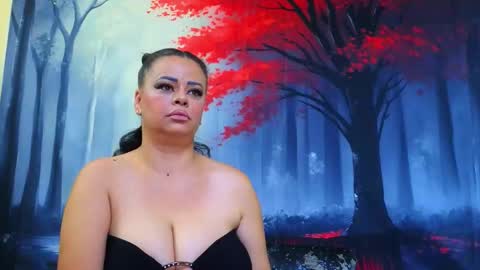     online show from October 4, 9:52 pm