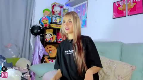 sammy devinne online show from April 18, 9:26 pm