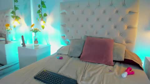 Samantha online show from February 7, 6:28 am