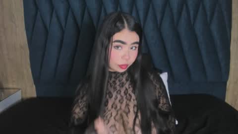 S A M Y  G R E Y  online show from November 7, 3:34 am