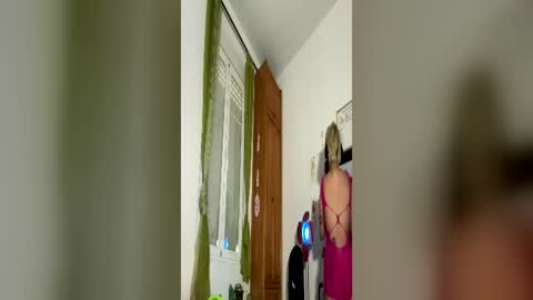 Samymoon online show from June 17, 9:54 am