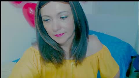 sandi amaya online show from February 12, 11:20 pm