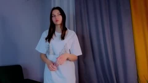 Isabel but you can call me Bella online show from November 7, 1:11 am