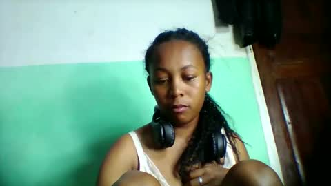 sandra1253099 online show from March 24, 2:22 pm