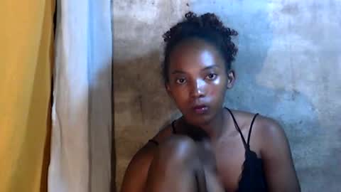 sandrine718 online show from January 13, 1:26 pm