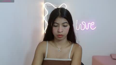 sandyy_tay online show from December 14, 7:19 pm