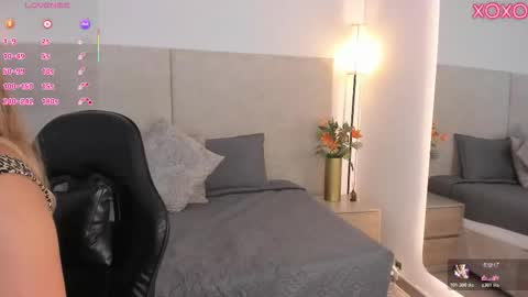 Saori  online show from February 19, 11:54 am