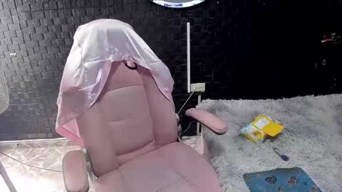 no limits sarah online show from November 18, 4:19 pm