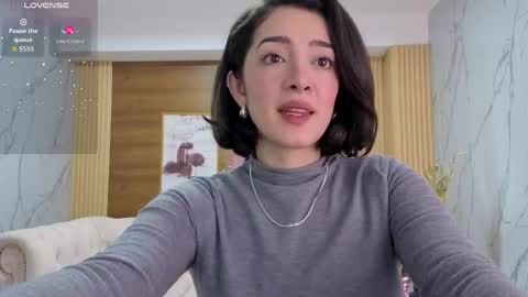 Sara  online show from April 24, 1:58 pm