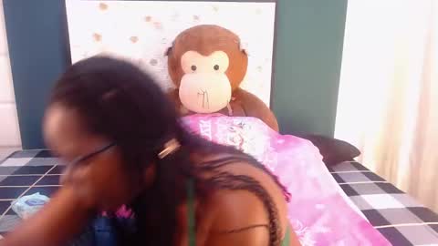 S A R A online show from November 25, 11:23 am