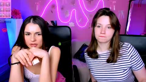 Sara online show from April 27, 7:33 pm