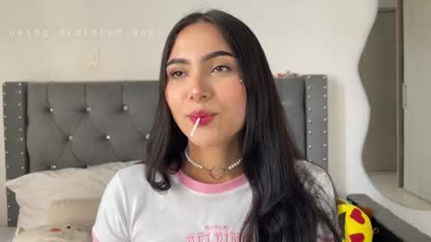 Sara online show from March 10, 2:05 pm