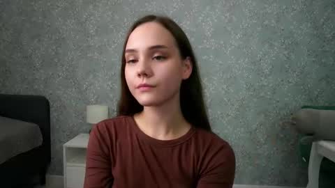 Im Sara  online show from October 3, 7:08 pm