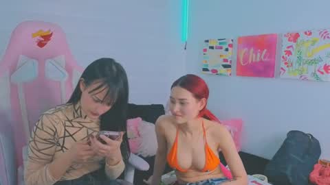 Sarah Ramirez online show from September 19, 3:16 am