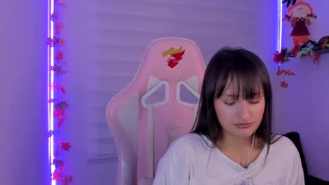 Sarah Ramirez online show from November 6, 3:12 am