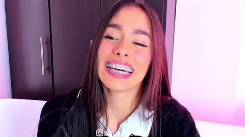 Sara online show from February 21, 4:48 pm