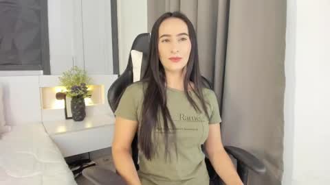  Sara Gomez  online show from October 3, 2:22 pm