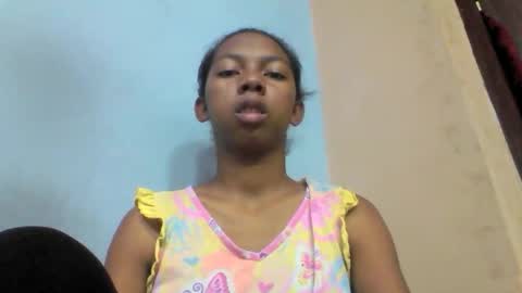 sarah146341 online show from March 21, 8:19 am