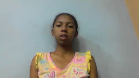 sarah146341 online show from April 13, 9:43 am