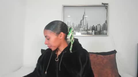 sarah_ashbourne online show from January 14, 12:43 pm