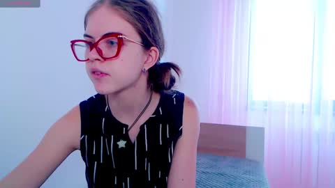 Sarah online show from February 28, 8:31 am