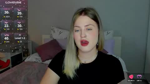 Sarah online show from October 1, 12:59 am