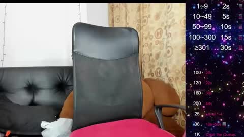 Sarah online show from February 25, 8:47 am